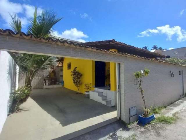 Casa em condomínio fechado com 2 quartos à venda no Abrantes, Camaçari  por R$ 310.000