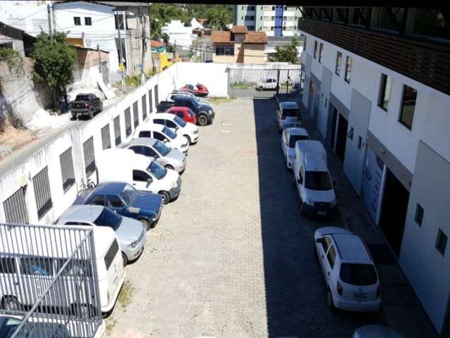 Barracão / Galpão / Depósito com 1 sala para alugar no Recreio Ipitanga, Lauro de Freitas , 52 m2 por R$ 2.500