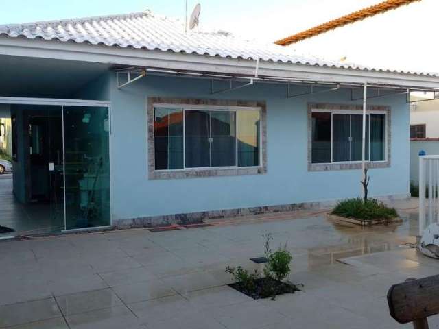 Casa em Condomínio para Venda em Araruama, Salinas, 3 dormitórios, 1 suíte, 2 banheiros, 3 vagas