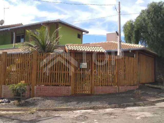 Casa com 3 quartos à venda no Jardim Hikare, São Carlos , 235 m2 por R$ 750.000