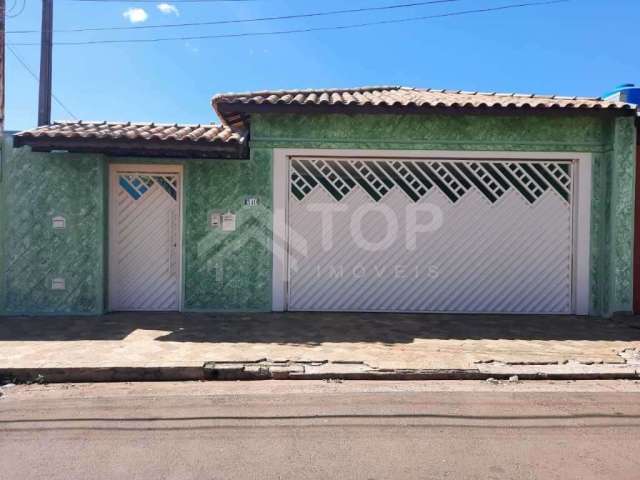 Casa com 3 quartos à venda na Vila Brasília, São Carlos , 188 m2 por R$ 615.000