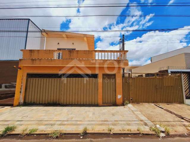 Casa com 2 quartos à venda no Centreville, São Carlos , 460 m2 por R$ 700.000