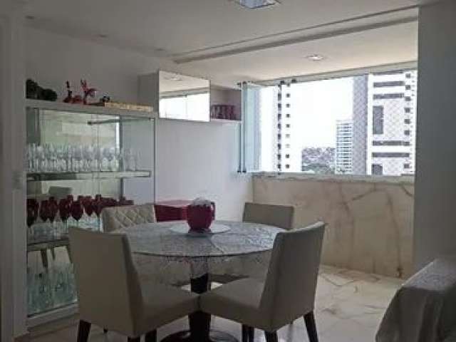 Apartamento para venda possui 91 metros com 3 quartos sendo 1 suíte com 2 vgs em casa amarela - Recife - PE