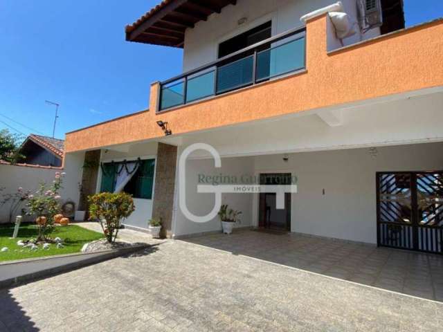 Casa com 4 dormitórios à venda, 250 m² por R$ 1.100.000,00 - Balneário Stella Maris - Peruíbe/SP