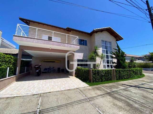 Casa com 3 dormitórios à venda, 220 m² por R$ 1.100.000,00 - Residencial Três Marias - Peruíbe/SP