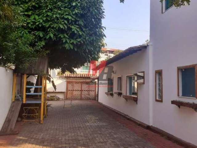 Casa à venda no bairro São Francisco - Cabo Frio/RJ