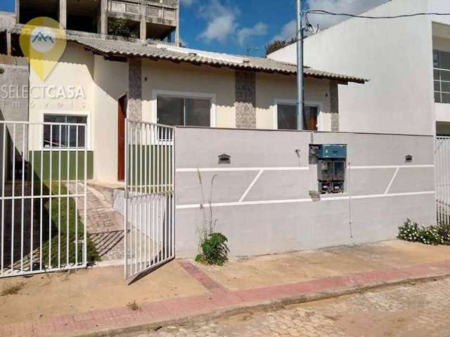 Casa em Macafè, 2Qtos com quintal (Residencial Centro da Serra)