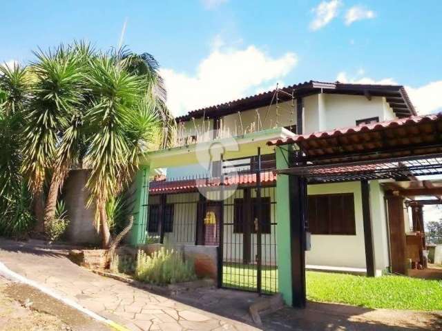 Casa com 4 quartos à venda no Feitoria, São Leopoldo  por R$ 920.000