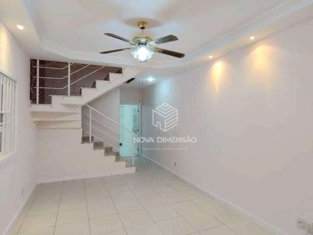 Casa com 3 dormitórios à venda, 115 m² por R$ 745.000,00 - Jardim das Indústrias - São José dos Campos/SP