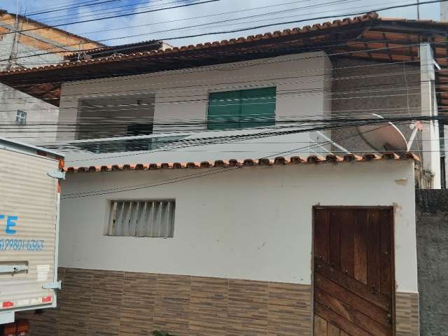 Duas casas em Itapuã 5 Vargas de garagens