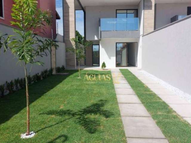 Casa com 4 dormitórios à venda, 158 m² por R$ 740.000,00 - Edson Queiroz - Fortaleza/CE