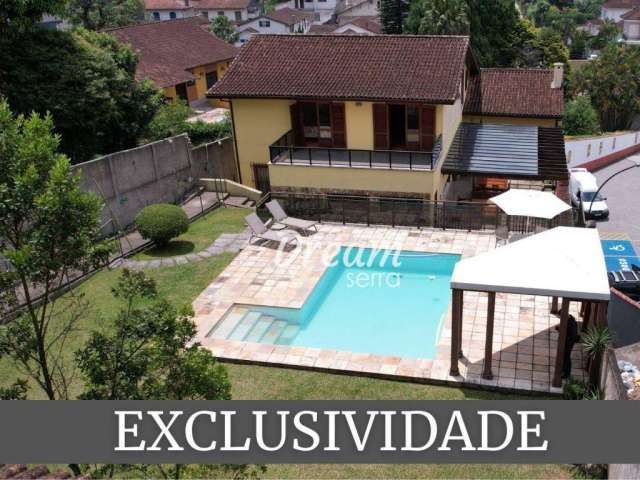 Casa com 5 dormitórios à venda, 441 m² por R$ 2.700.000,00 - Castelanea - Petrópolis/RJ