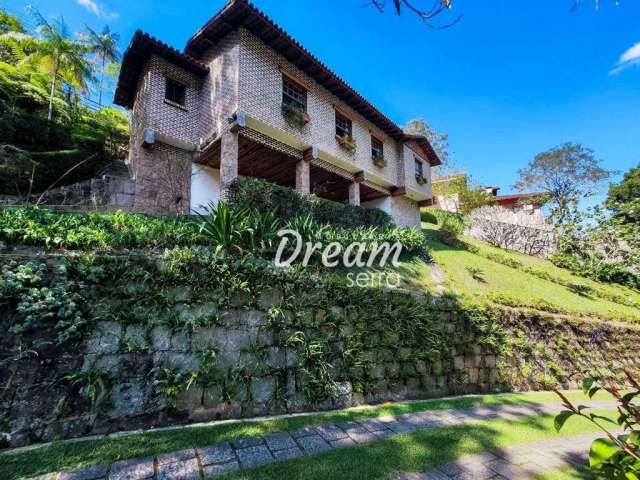 Casa com 3 dormitórios à venda, 390 m² por R$ 900.000,00 - Parque do Imbui - Teresópolis/RJ