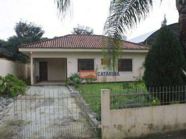 Casa com 2 dormitórios à venda, por R$ 600.000 - Centro - Camboriú/SC