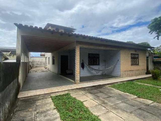 Casa para Venda em Rio das Ostras, Serramar, 3 dormitórios, 1 suíte, 4 banheiros, 1 vaga
