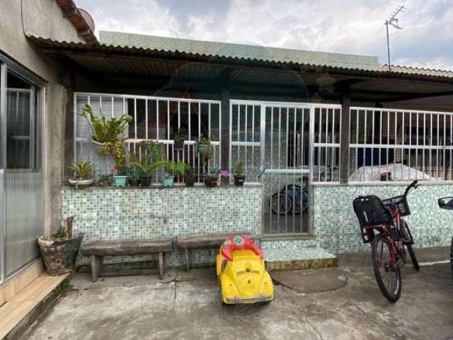Casa para Venda em Rio das Ostras, Jardim Marilea, 2 dormitórios, 1 suíte, 2 banheiros, 1 vaga