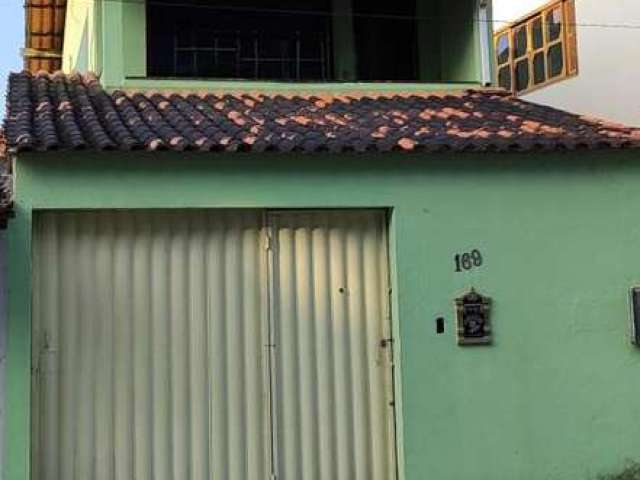 Casa para Venda em Rio das Ostras, Ouro Verde, 2 dormitórios, 1 suíte, 2 banheiros, 1 vaga