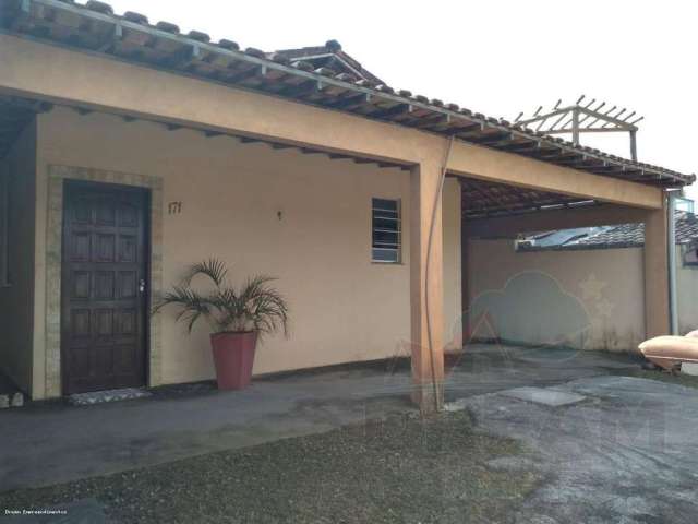 Casa para Venda em Macaé, Nova Cidade, 2 dormitórios, 1 suíte, 2 banheiros, 1 vaga