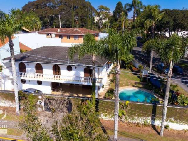 Casa com 380m² construídos , 5 quartos, terreno de 700m² à venda por R$ 3.300.000 - São Lourenço - Curitiba/PR