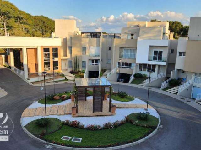 Magnifica casa alto padrão com 312 m²  em condomínio fechado, 3 suítes, 4 vagas de garagem por R$ 2.180.000 - Bacacheri/Jardim Social.