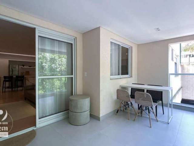 Lindo apartamento com 3 quartos sendo 1 suíte, sacada com churrasqueira à venda por R$ 767.000 - Bacacheri - Curitiba/PR