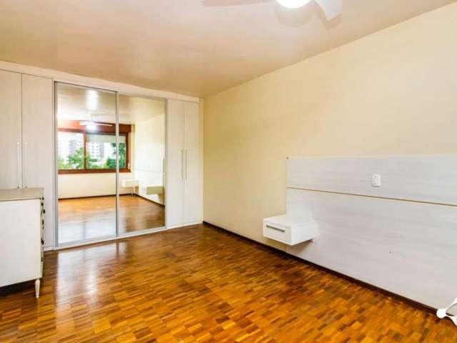 Apartamento para Venda em Porto Alegre, Moinhos de Vento, 1 suíte, 3 quartos, 3 banheiros, 1 vaga