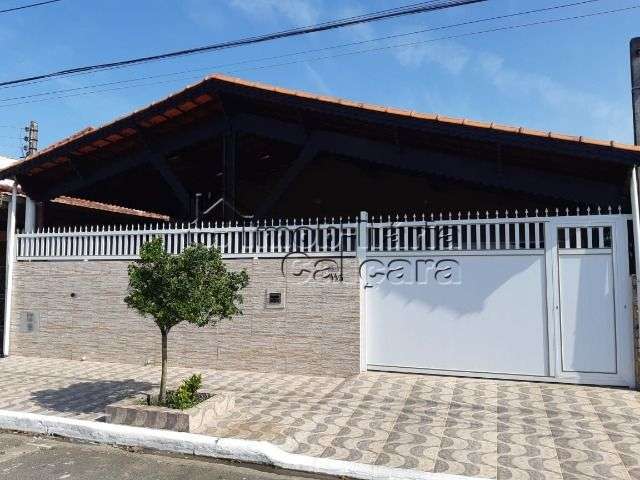 Casa com 3 quartos à venda na Rua Barão de Itararé, 113, Jardim Imperador, Praia Grande por R$ 780.000