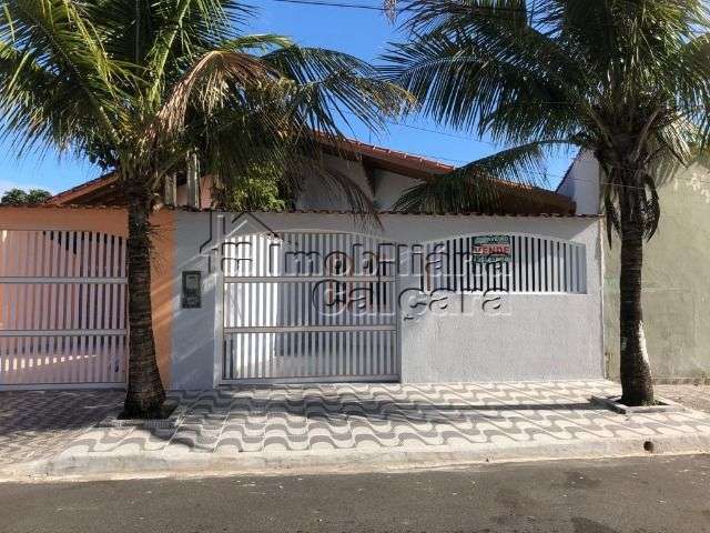Casa com 3 quartos à venda na Rua Augusto dos Anjos, 343, Solemar, Praia Grande por R$ 365.000