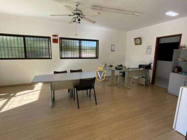 Casa com 3 Quartos à venda, 409 m² por R$ 1.801.000 - Village Scorpios II - Cajamar/SP