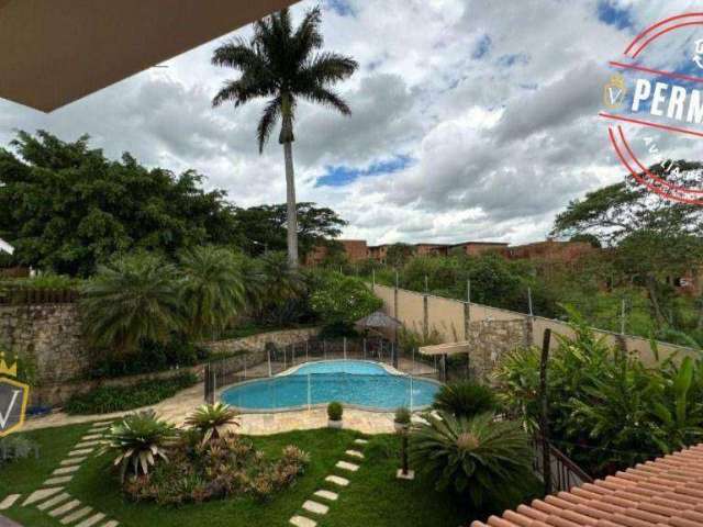 Casa à venda com 3 suítes e piscina - Parque das Laranjeiras - Itatiba/SP