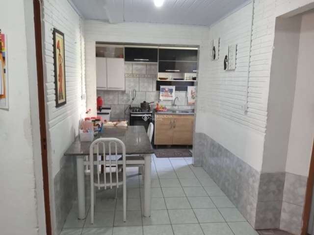Casa de 2 quartos e 1 banheiro à venda em Guajuviras, Canoas.