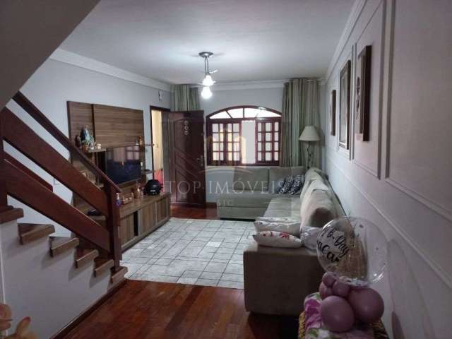 Excelente sobrado com  3 dormitórios,  127 m² à Venda, por R$ 700.000,00 - Bosque dos Eucaliptos - São Jose dos Campos.