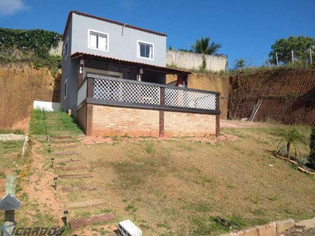 Casa duplex dentro de condomínio fechado à venda em Meaípe - Guarapari ES