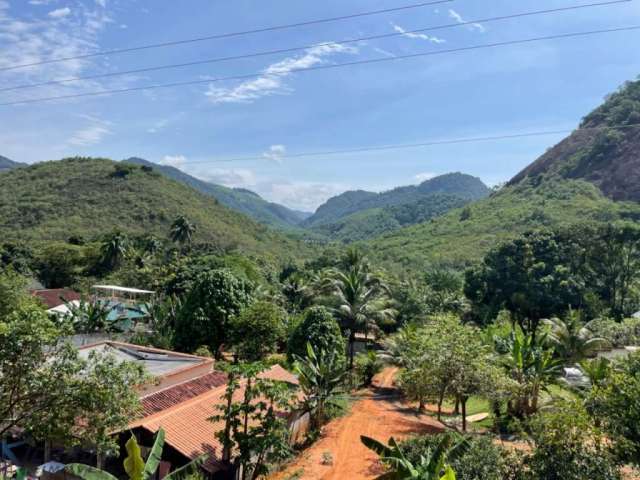 Área à venda com Platô, uma vista esplendorosa para o Vale, em São João do Jaboti, Guarapari ES.