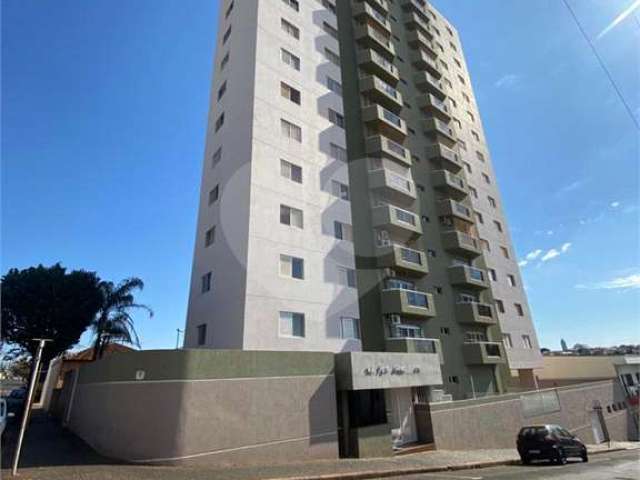 Apartamento com 3 quartos à venda na Rua Ignácio Anselmo, 250, Centro, Lençóis Paulista, 173 m2 por R$ 600.000