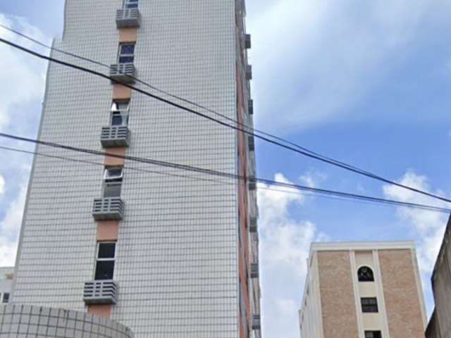 Vende excelente  apartamento em frente à igreja de Fátima