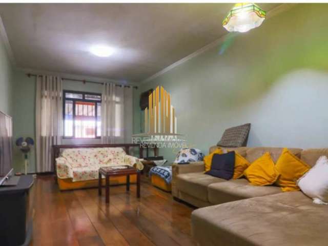 Casa com 3 quartos à venda na Rua Simões Pinto, 48, Parque Jabaquara, São Paulo por R$ 750.000