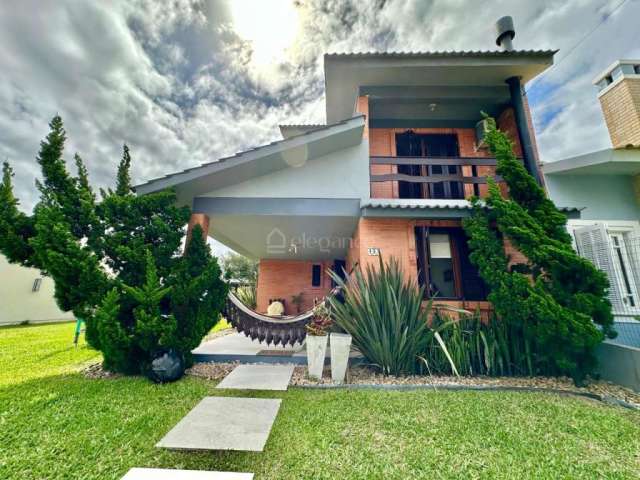 Casa em condomínio fechado com 3 quartos à venda na Caxias do Sul, 457, Remanso, Xangri-Lá por R$ 990.000
