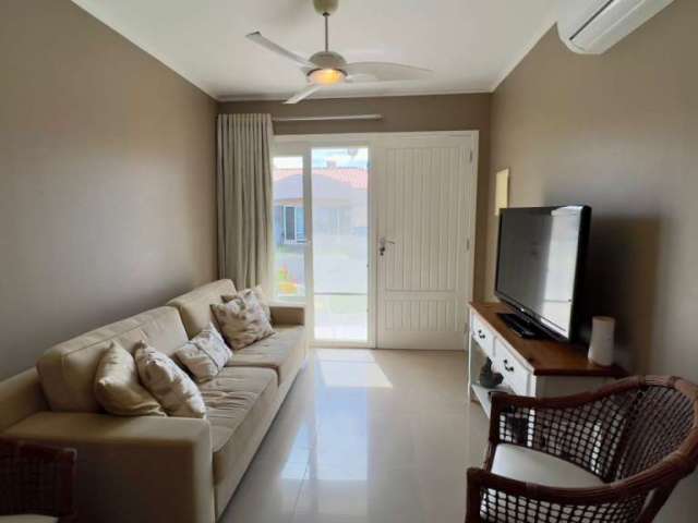 Casa em condomínio fechado com 3 quartos à venda na Central, 1001, Noiva Do Mar, Xangri-Lá por R$ 695.000