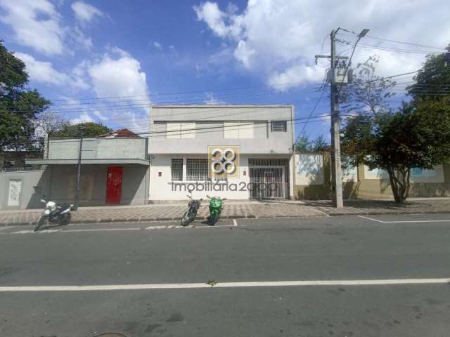 Casa de Alvenaria - R Kellers, 165 - Centro - Curitiba - PR