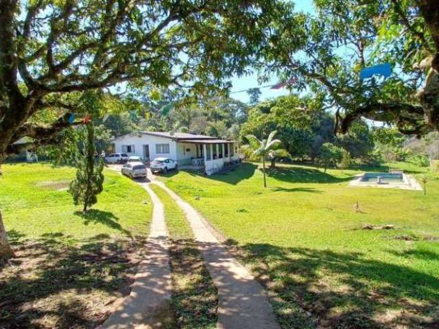 Chácara com 3 dormitórios à venda, 5200 m² por R$ 720.000,00 - Jardim Estância Brasil - Atibaia/SP