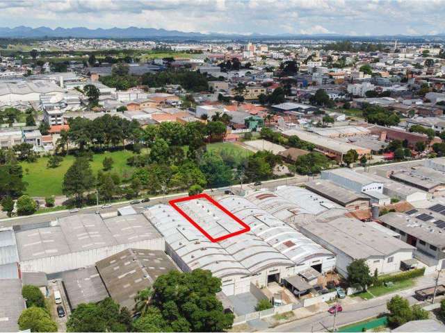 Barracão a venda, 420m² de área construída, Bairro Emiliano Perneta- Pinhais/PR, à duas quadras da Av. Maringá.