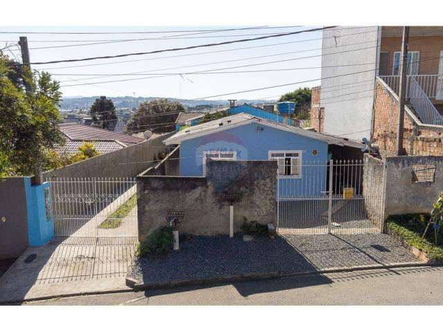 Casa não averbada, 3 casas no Terreno com 480m² valor R$330.000,00  Rua Piraí do Sul Bairro Paloma - Colombo ótimo para investidores