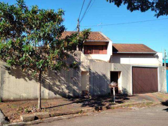 Sobrado com 4 dormitórios à Venda - Itamarati - Londrina/PR