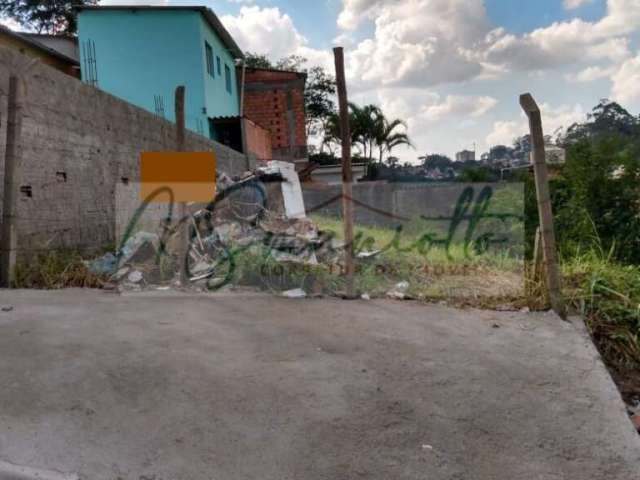 Terreno à venda no bairro Parque Yara Cecy - Itapecerica da Serra/SP