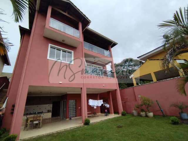 Casa à venda no bairro Parque Delfim Verde - Itapecerica da Serra/SP