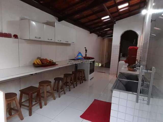 Casa para Venda em Brumadinho, Centro, 4 dormitórios, 1 suíte, 2 banheiros, 1 vaga