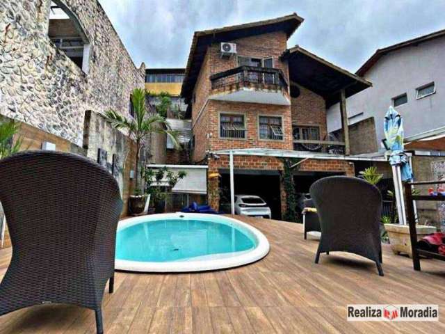 Casa à venda, 180 m² por R$ 1.100.000,00 - Jardim Semiramis - Cotia/SP