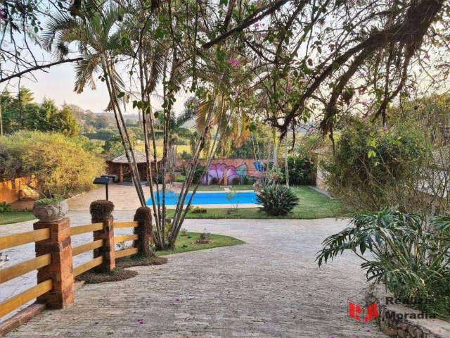 Casa térrea - 5 dormitórios - piscina - churrasqueira - Parque Dom Henrique  -