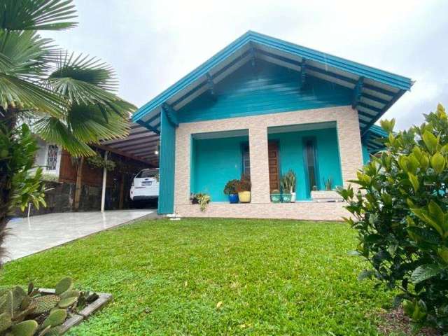 Casa com 3 quartos à venda na Piauí, 440, Dutra, Gramado por R$ 1.060.000